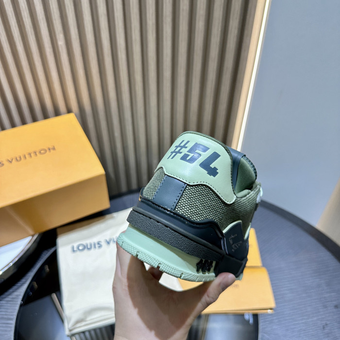 LOU1VTON SNEAKER