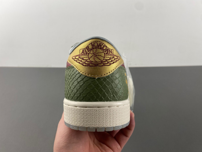 Air Jordan 1 Retro Low OG 