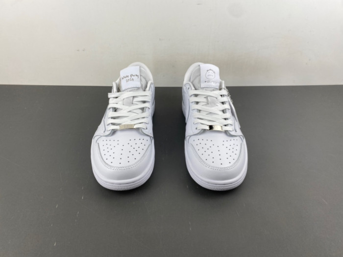 Travis Scott x Air Jordan 1 Low OG TD1228-111