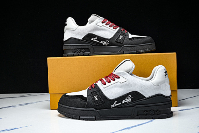 LOU1VTON SNEAKER