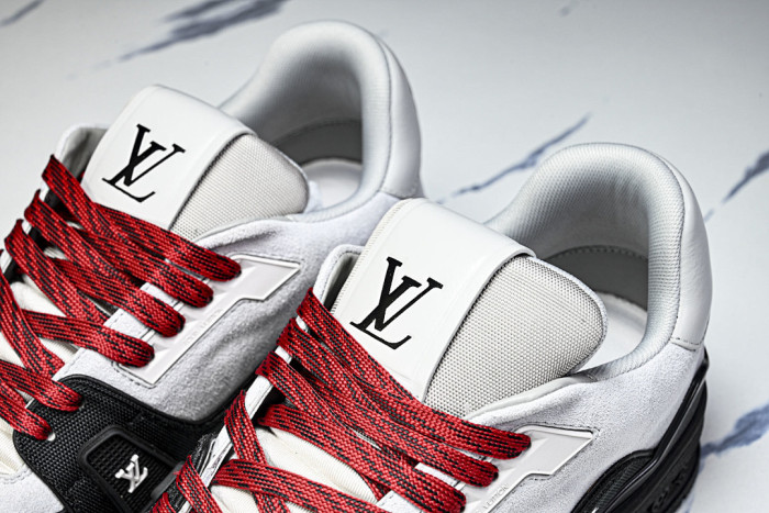 LOU1VTON SNEAKER