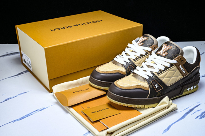 LOU1VTON SNEAKER