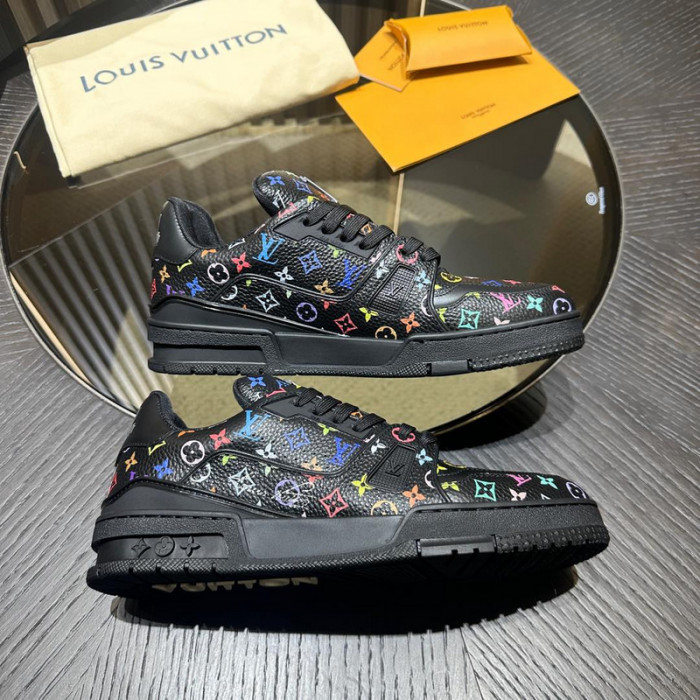 LOU1VTON SNEAKER