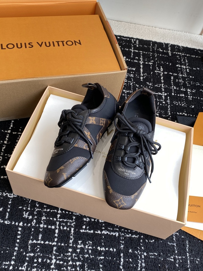 LOU1VTON SNEAKER
