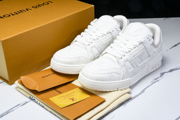 LOU1VTON SNEAKER