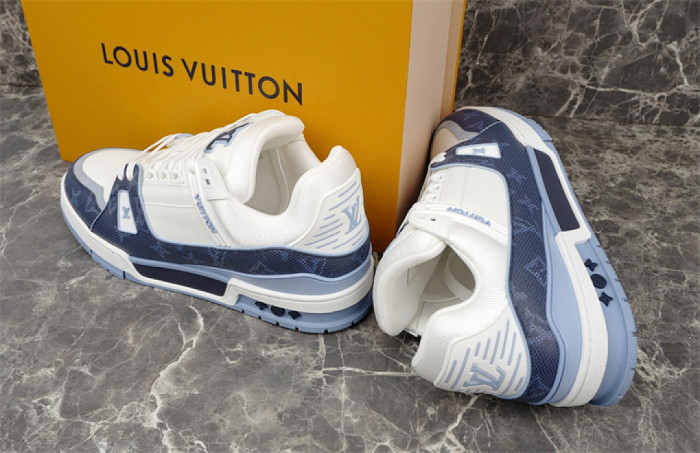 LOU1VTON SNEAKER