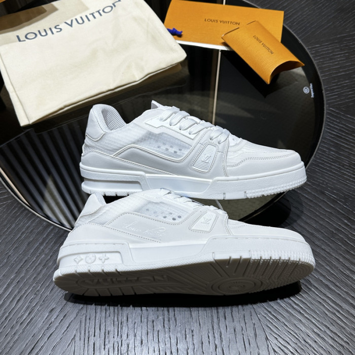 LOU1VTON SNEAKER