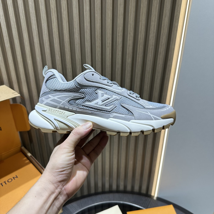 LOU1VTON SNEAKER