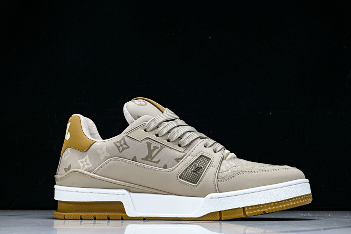 LOU1VTON SNEAKER