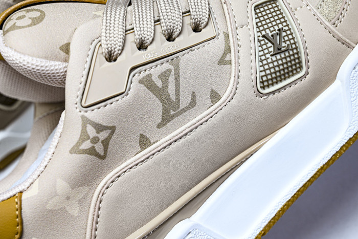 LOU1VTON SNEAKER