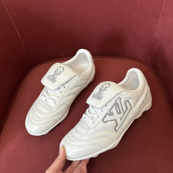 LOU1VTON SNEAKER