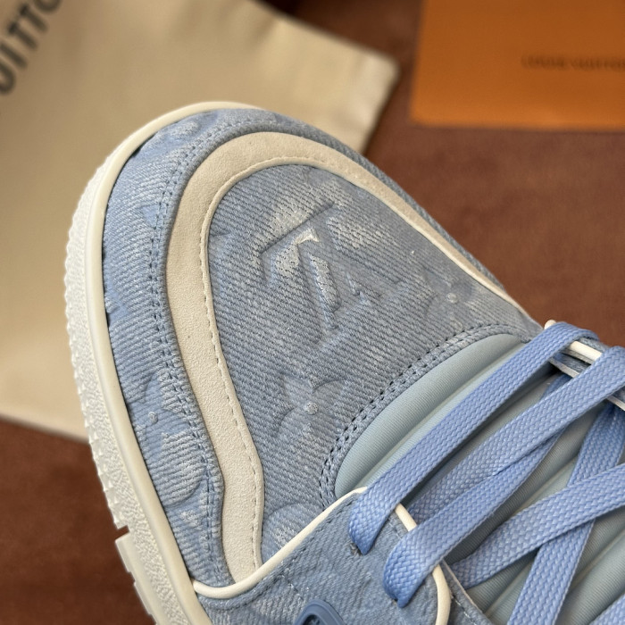 LOU1VTON SNEAKER