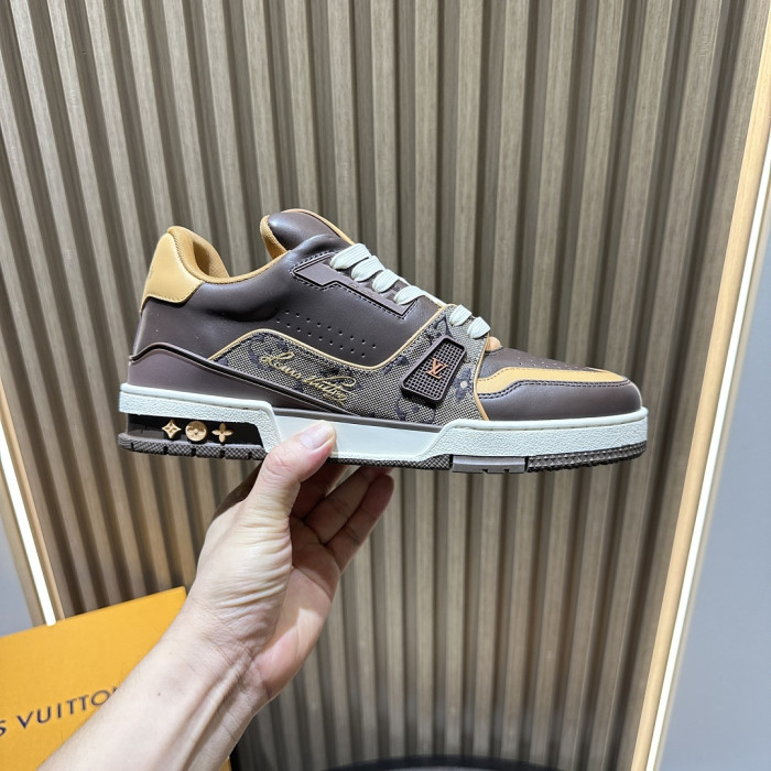 LOU1VTON SNEAKER
