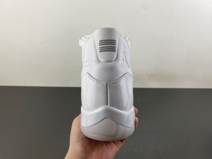 Air Jordan 11 Pack Expected Fall COMME des GARÇONS (2026) IV7639-100