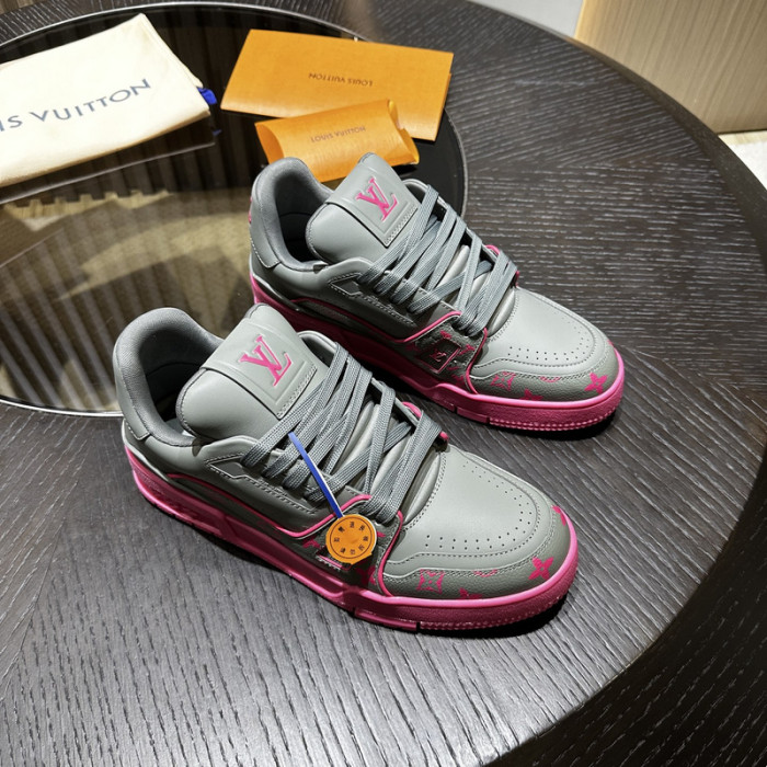 LOU1VTON SNEAKER