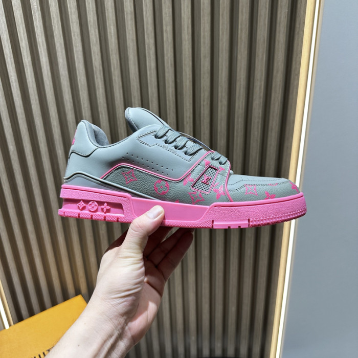 LOU1VTON SNEAKER