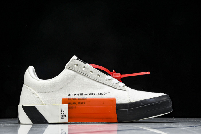 OFF-WHITE Canvas Sneaker