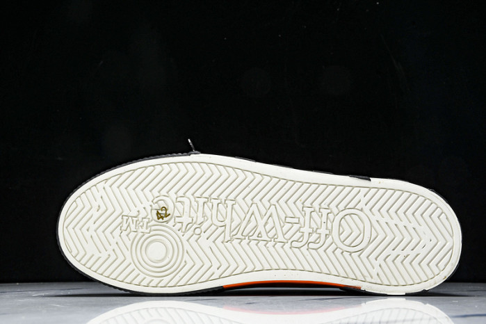 OFF-WHITE Canvas Sneaker