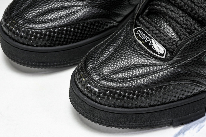 LOU1VTON SNEAKER