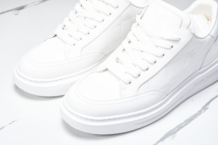 LOU1VTON SNEAKER