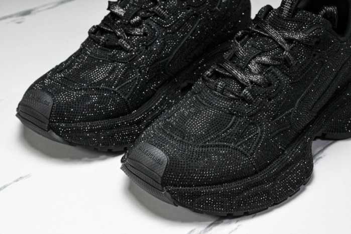 BLCG RUNNER SNEAKER (crystal)
