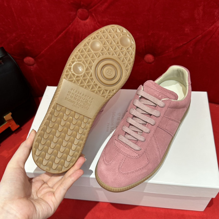 Ma*s*n m0rgiela trainer (gats)