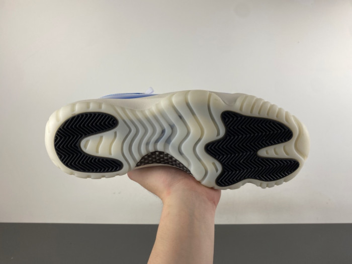 Air Jordan 11 IO8959-133