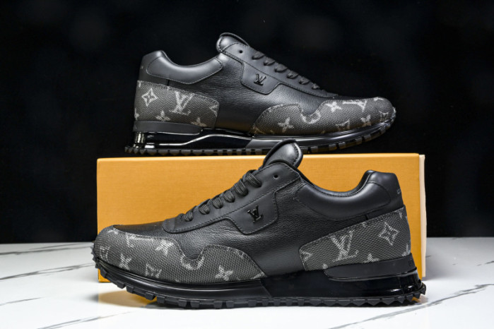 LOU1VTON SNEAKER