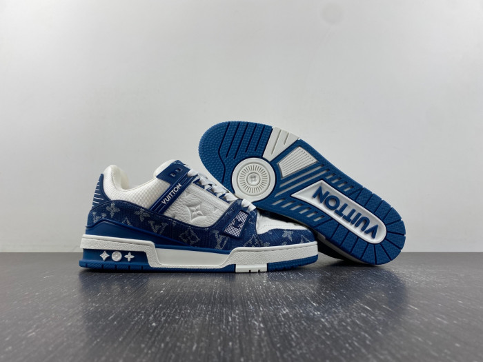 LOU1VTON trainer (EU47)