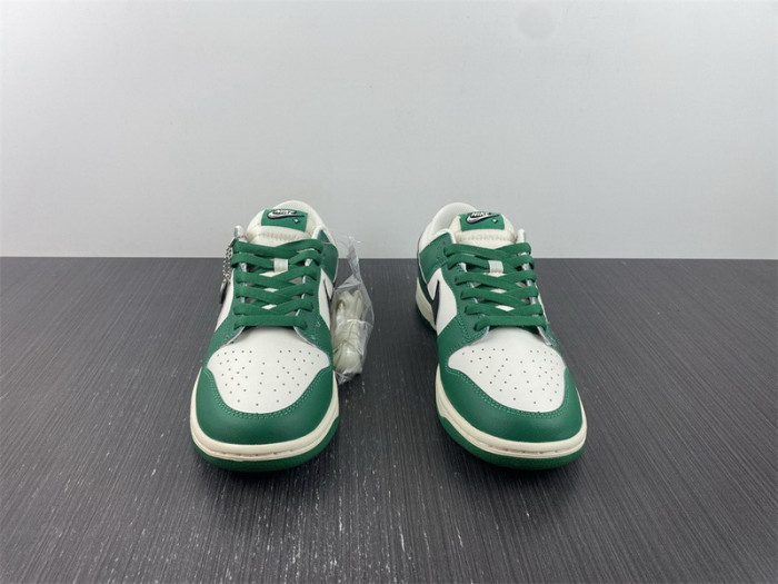 nike dunk low "lottery" green dr9654-100