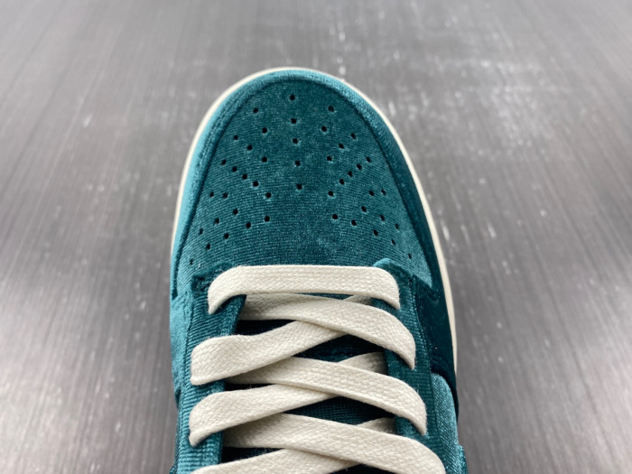 nike dunk low "velvet teal" dz5224-300