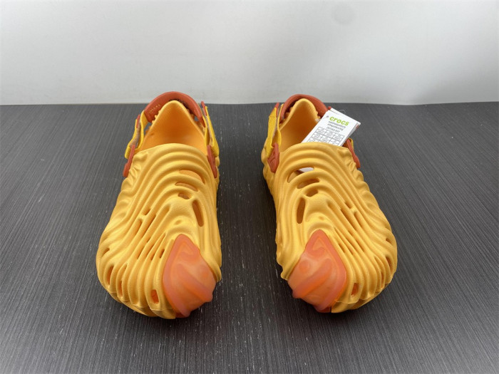 Cr*0*s pollex clog by salehe bembury urchin