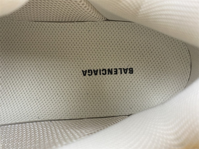 blc* triple s trainer