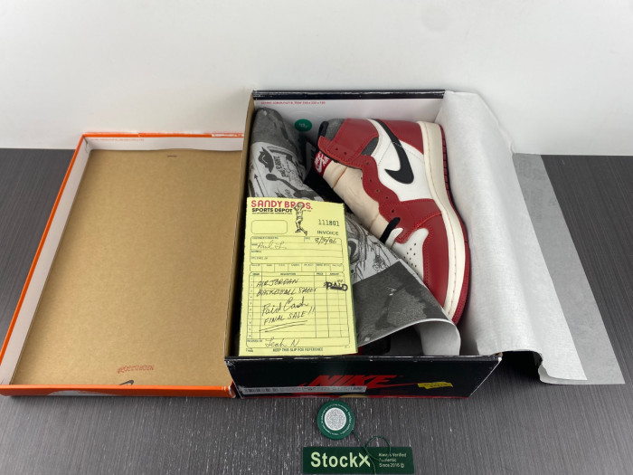 air jordan 1 retro high og chicago lost and found dz5485-612