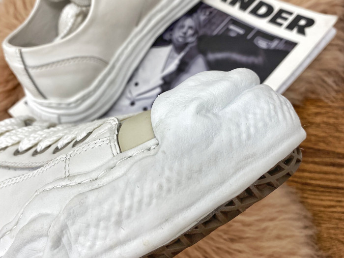 Ma*s*n mihara yasuhiro low-top sneakers mmy-009