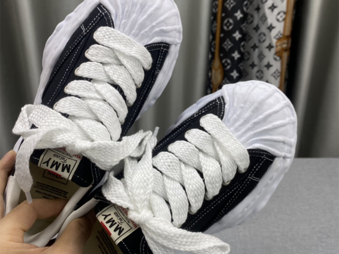 Ma*s*n mihara yasuhiro low-top sneakers mmy-029