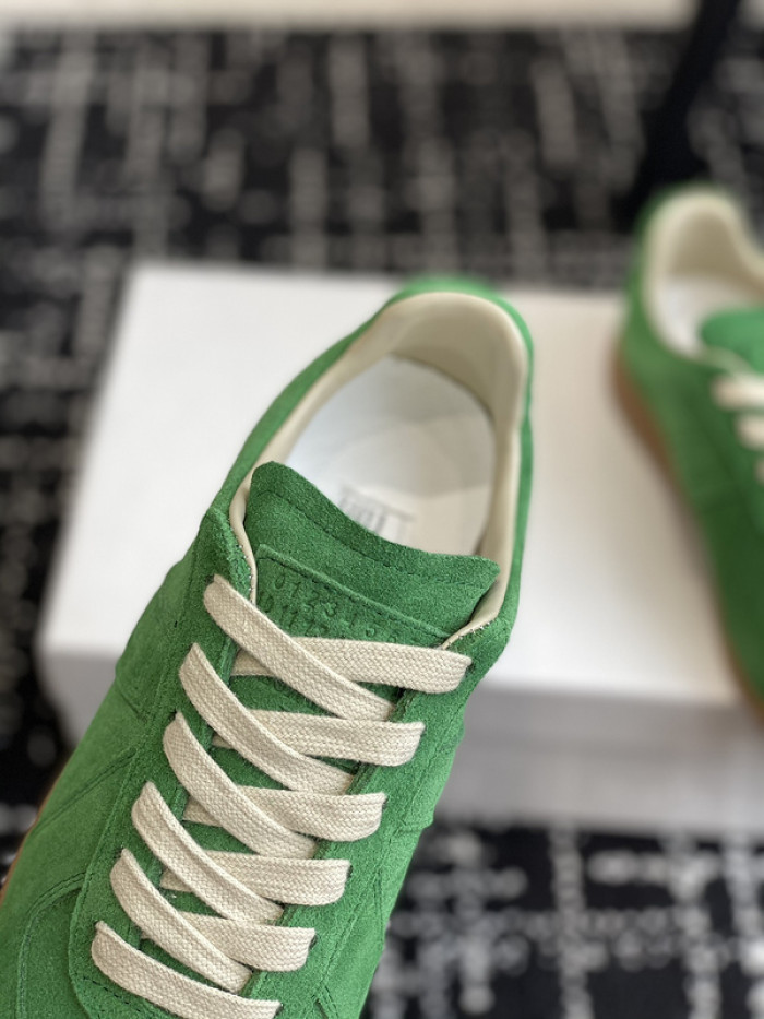 Ma*s*n m0rgiela trainer (gats)