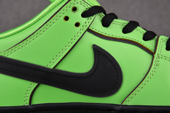 the powerpuff girls x nike sb dunk low “buttercup” fz8319-300