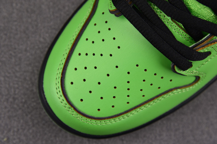 the powerpuff girls x nike sb dunk low “buttercup” fz8319-300