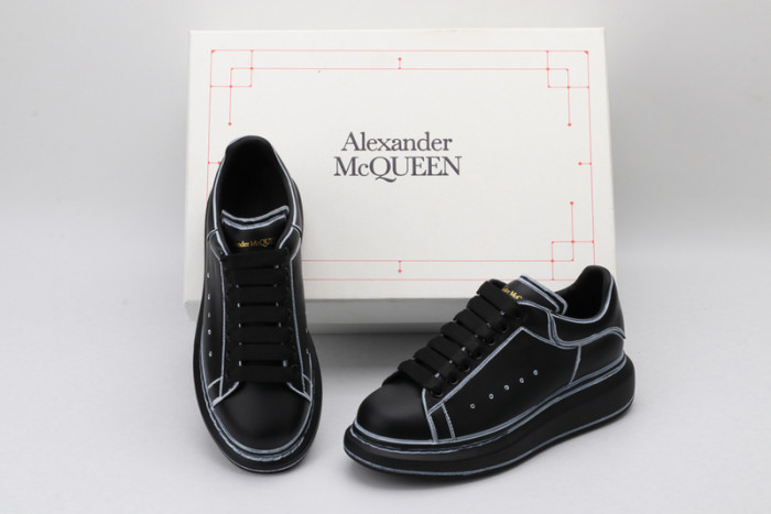 Mcqv*en oversized sneaker