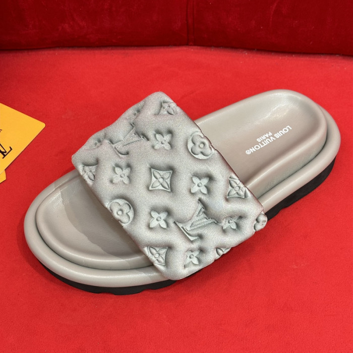 LOU1_TON POOL PILLOW COMFORT MULE (EU35-EU40)