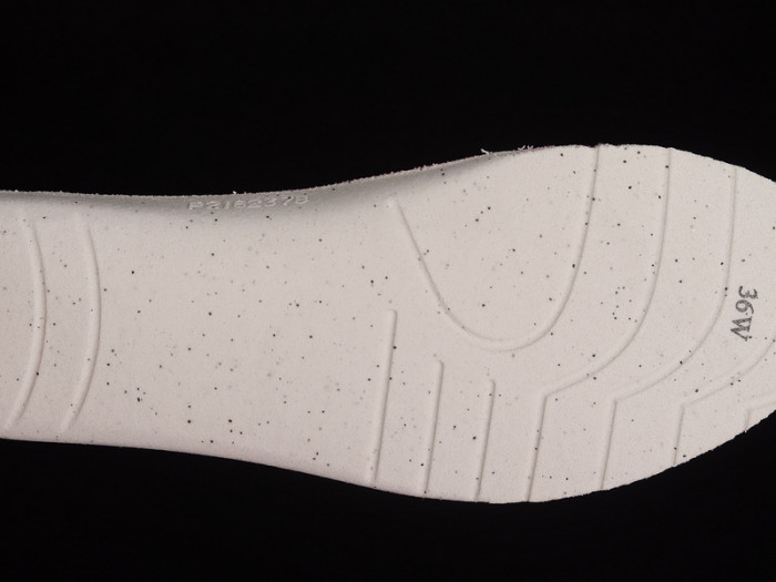 blc* triple s trainer