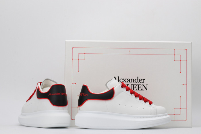 Mcqv*en oversized sneaker