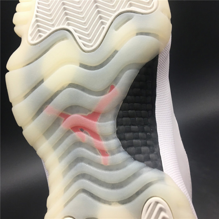 air jordan 11 retro "platinum tint" - 378037 016