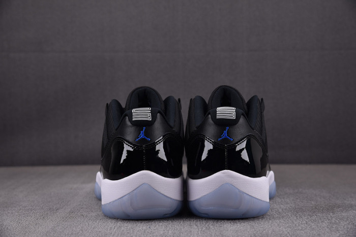 air jordan 11 retro low "space jam" fv5104-004