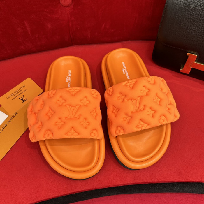 LOU1_TON POOL PILLOW COMFORT MULE (EU35-EU40)