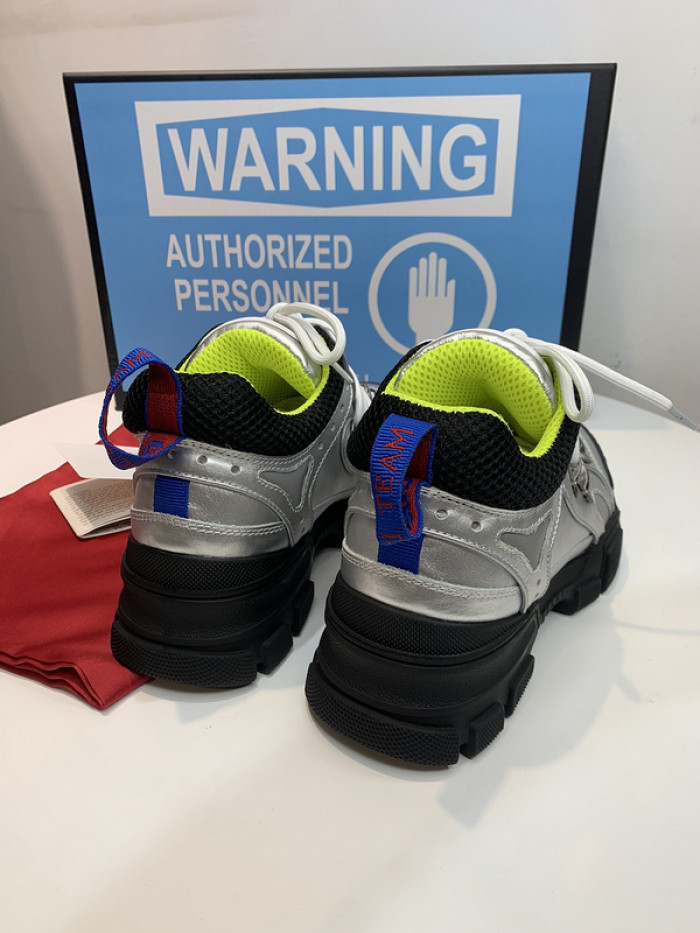 G*u*i1 journey flashtrek jewel crystal low boot