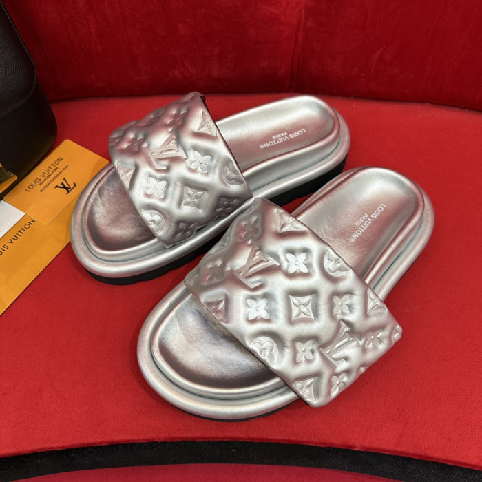 LOU1_TON POOL PILLOW COMFORT MULE (EU35-EU40)