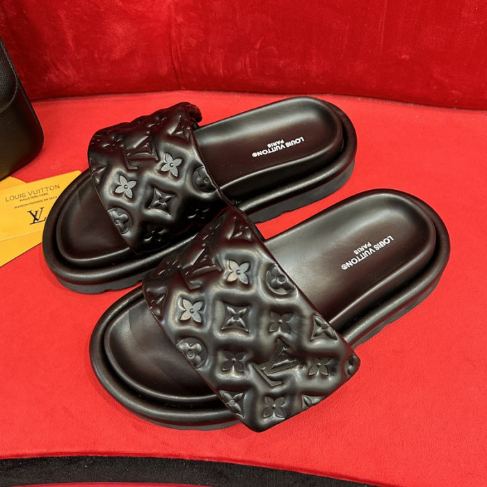 LOU1_TON POOL PILLOW COMFORT MULE (EU35-EU40)