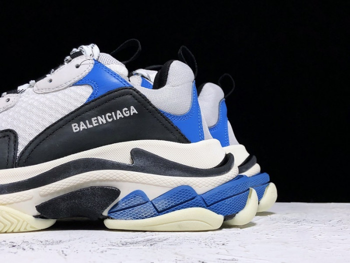 blc* triple s trainer